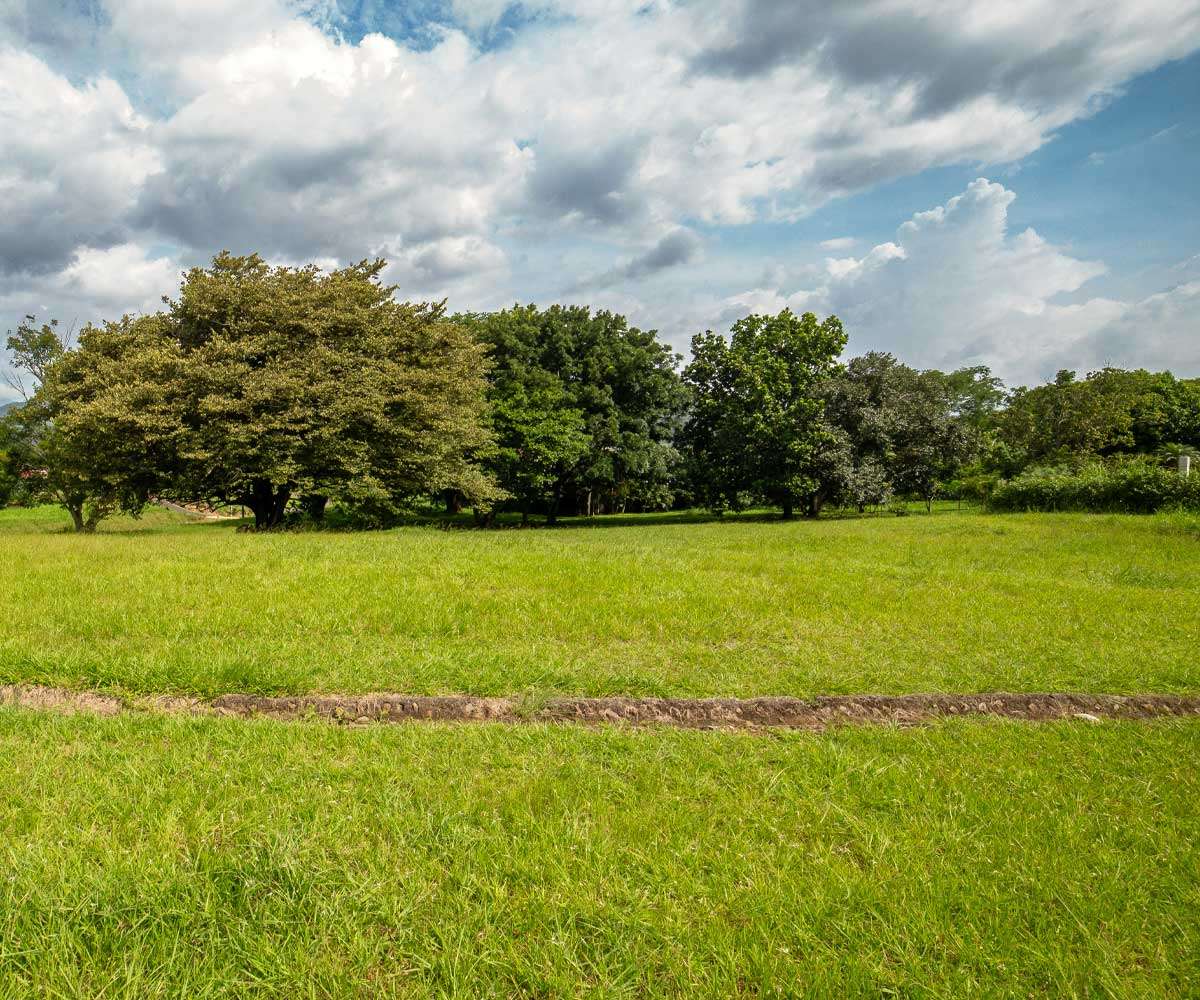 Lote a la venta en Ciudad Hacienda Los Reyes en La Guacima, Alajuela. Lote a la venta en Ciudad Hacienda Los Reyes en La Guacima, Alajuela.